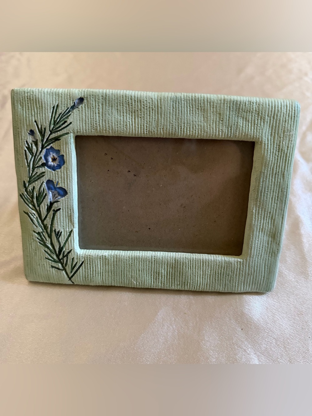 Burnes of Boston Vintage Green Textured Floral Picture Frame